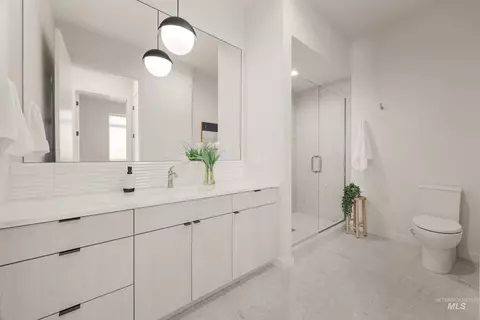 Bath - 4430 E Haystack St #308, Boise, ID 83716 photo 1 of 2