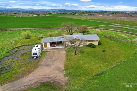 18081 Varmint Caller Ln, Wilder, ID 83676