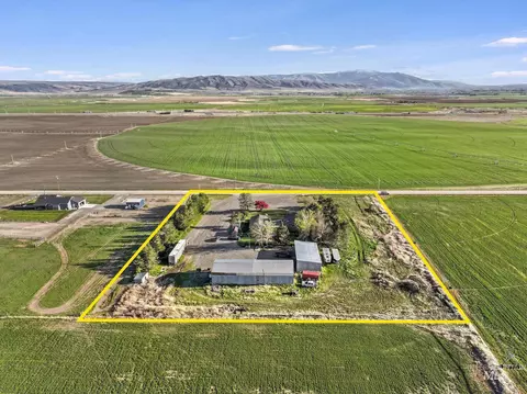Exterior - 1084 E 300 N, Declo, ID 83323 photo 13 of 14