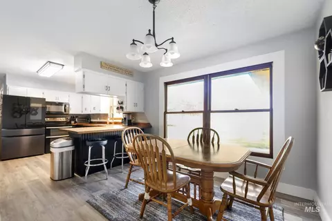 Dining - 1084 E 300 N, Declo, ID 83323 photo 2 of 2
