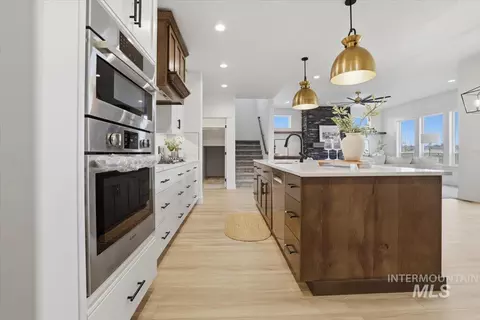 Kitchen - 7838 W Flathead Lake St, Eagle, ID 83616 photo 4 of 4