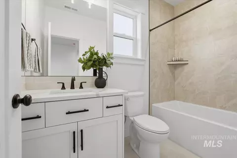 Bath - 7838 W Flathead Lake St, Eagle, ID 83616 photo 5 of 5