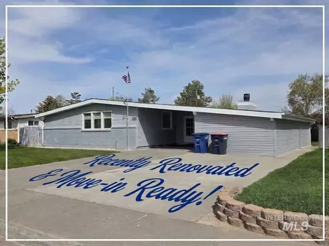 2053 Sherry Dr, Twin Falls, ID 83301