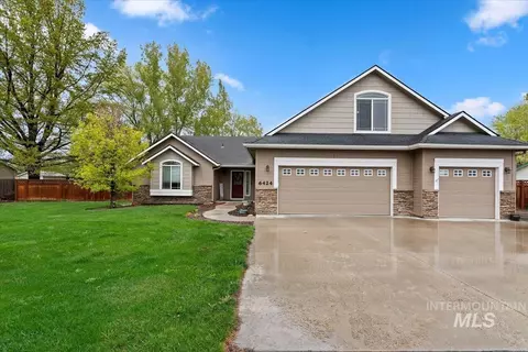 6424 Ustick Rd, Nampa, ID 83687