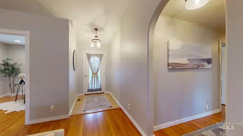 Entry Way - 2520 E 3707 N, Twin Falls, ID 83301 photo 1 of 1