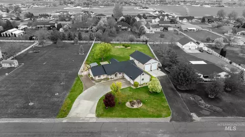 View/Area - 2520 E 3707 N, Twin Falls, ID 83301 photo 2 of 3