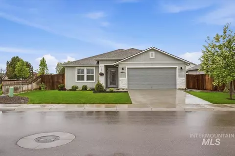 19511 Commonwealth Ave, Caldwell, ID 83605