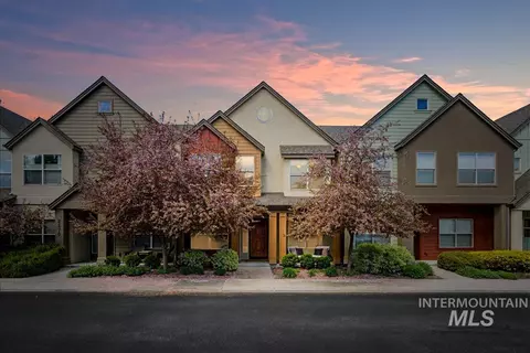 2272 S Gekeler Ln, Boise, ID 83706