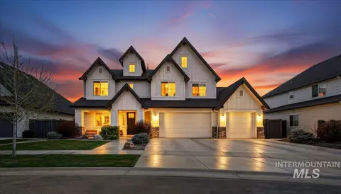 5562 S Astoria Ave, Meridian, ID 83642