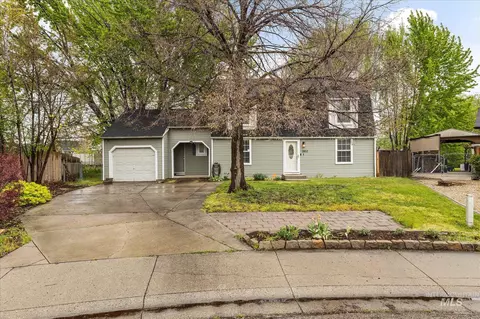 2852 NW 14th St, Meridian, ID 83646