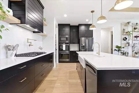 Kitchen - 2242 E Timber Trail St, Kuna, ID 83634 photo 3 of 4