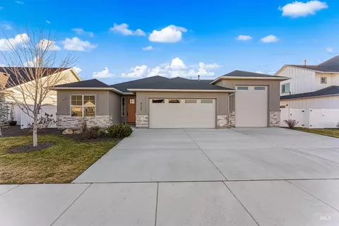 8165 Fountain Brk, Middleton, ID 83644