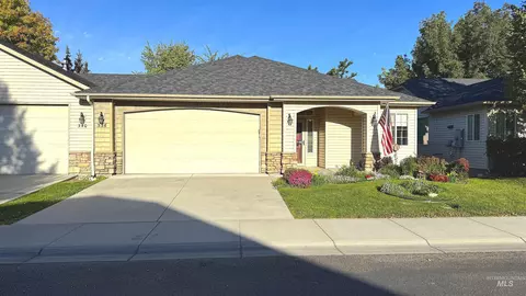 336 S Golden Eagle Ln, Eagle, ID 83616