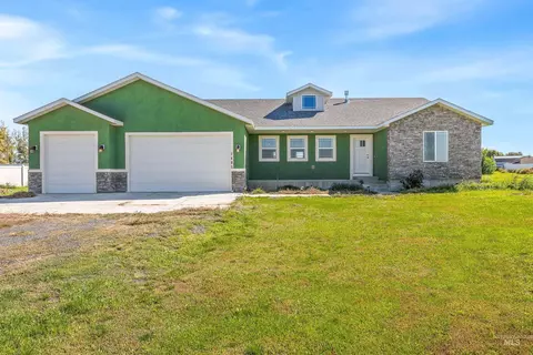 2495 E 3758 N, Twin Falls, ID 83301