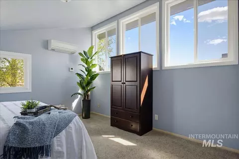 Bedroom - 20602 Academy Rd, Greenleaf, ID 83626 photo 2 of 3