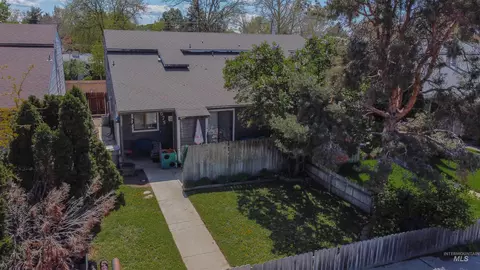 7077 W Ustick, Boise, ID 83704