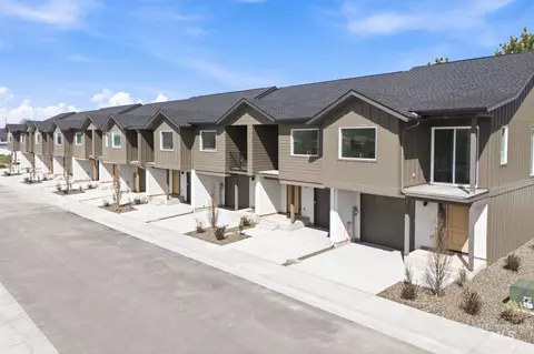 520 Diamond Ln, Emmett, ID 83617