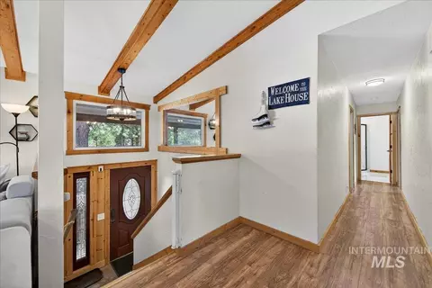 Entry Way - 115 Par Dr, Cascade, ID 83611 photo 1 of 1