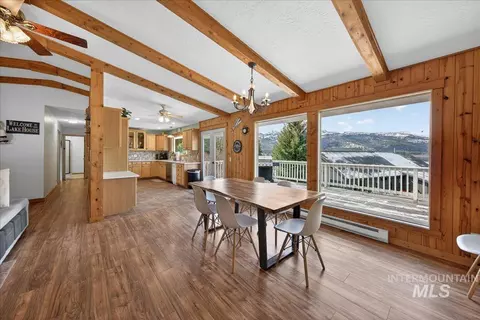 Dining - 115 Par Dr, Cascade, ID 83611 photo 6 of 6