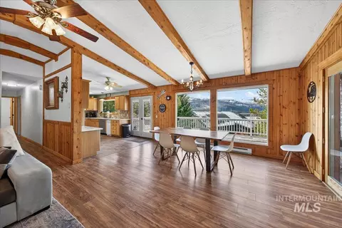 Dining - 115 Par Dr, Cascade, ID 83611 photo 5 of 6