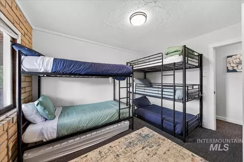 Bedroom - 115 Par Dr, Cascade, ID 83611 photo 6 of 8
