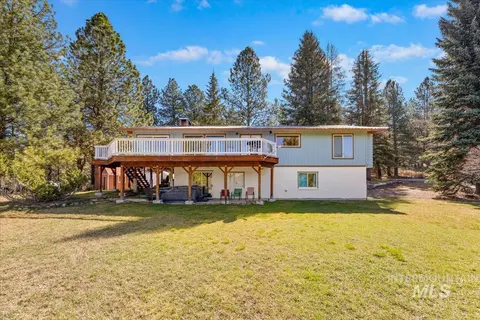 Exterior - 115 Par Dr, Cascade, ID 83611 photo 6 of 6