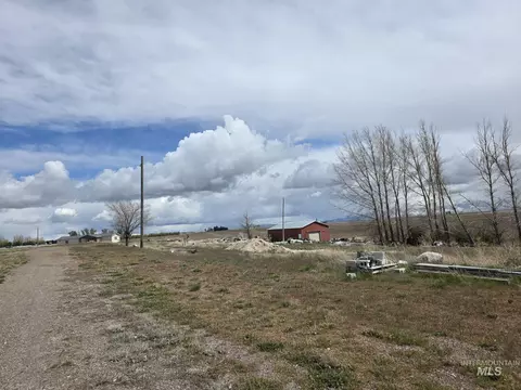 1325 West 300 South, Heyburn, ID 83336