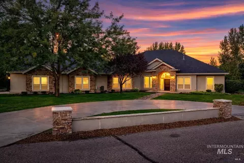 103 S Alder Ln, Eagle, ID 83616