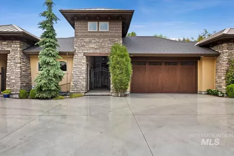 9668 W Tributary Ln, Garden City, ID 83714