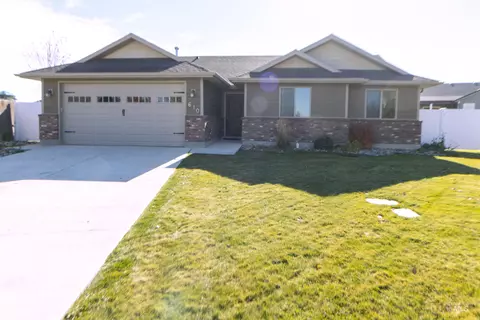 610 Ethan Ct, Jerome, ID 83338