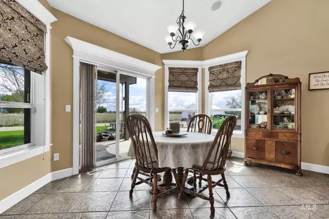 Dining - 22089 Eel Ln, Middleton, ID 83644 photo 1 of 1