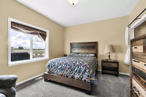 Bedroom - 22089 Eel Ln, Middleton, ID 83644 photo 2 of 3