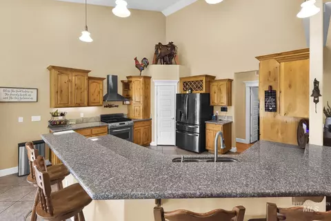 Kitchen - 22089 Eel Ln, Middleton, ID 83644 photo 1 of 3