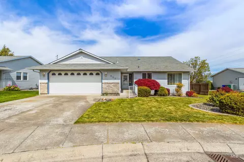 933 Cypress Ct, Lewiston, ID 83501