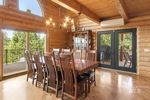 Dining - 10360 Gamann Dr, Cascade, ID 83611 photo 2 of 3