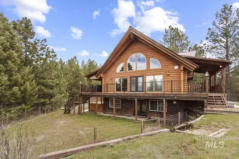 Exterior - 10360 Gamann Dr, Cascade, ID 83611 photo 9 of 9