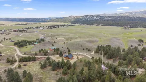 View/Area - 10360 Gamann Dr, Cascade, ID 83611 photo 2 of 3