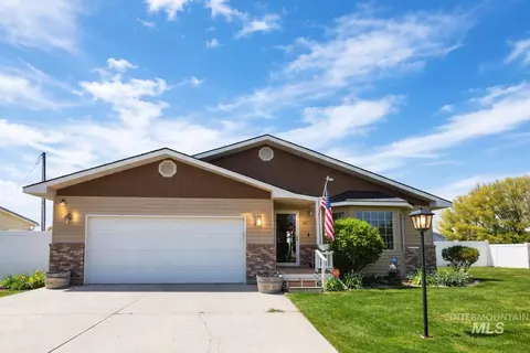 350 N Burton, Burley, ID 83318