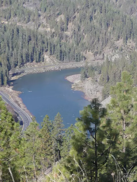 1408 Carrot Ridge Rd, Greer, ID 83536
