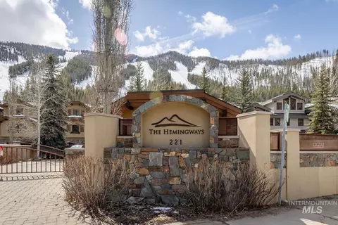 221 Picabo Street Apt E Interest 2-h # E, INTEREST 2-H, Ketchum, ID 83340