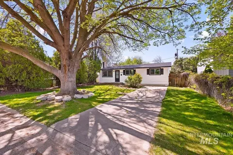 205 Meyer Ave, Nampa, ID 83686