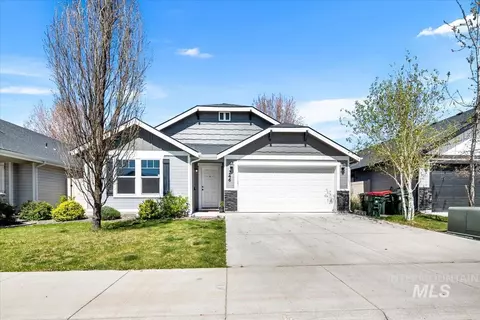 246 W Waukesha St, Meridian, ID 83646
