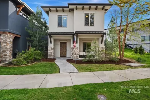 5739 W Hidden Springs Dr, Boise, ID 83714