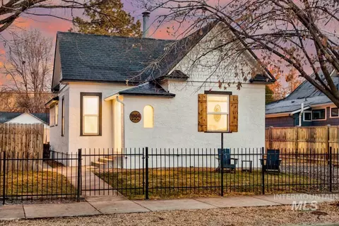 1904 N 16th St, Boise, ID 83702