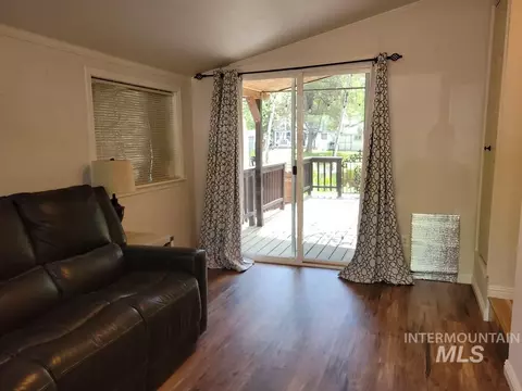 21 E St, Cascade, ID 83611 photo 11