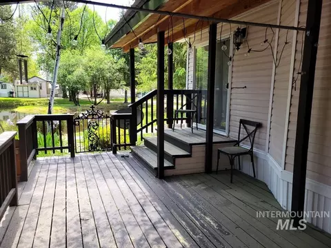 21 E St, Cascade, ID 83611 photo 3