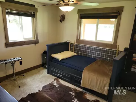 Bedroom - 3133 Bacon Creek Rd, Cascade, ID 83611 photo 2 of 2