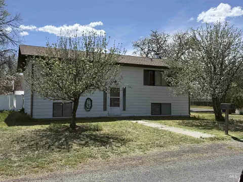 141 Wirsching Ave W, Twin Falls, ID 83301