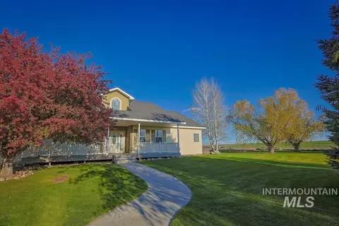 24 Harris Cir, Shoshone, ID 83352