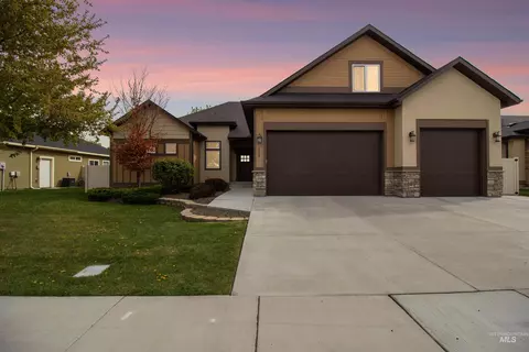 525 Shadetree Trl, Twin Falls, ID 83301
